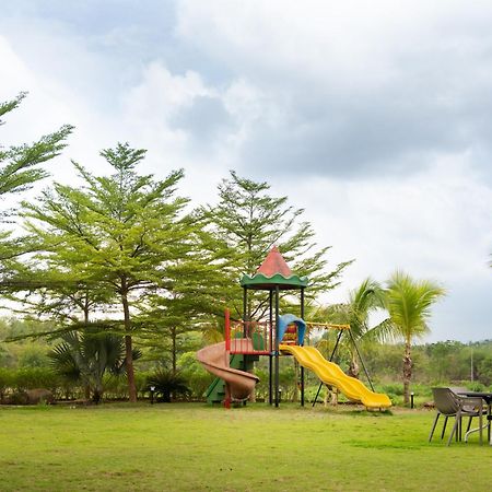 Saffronstays Siesta By The River Murbād Exterior photo